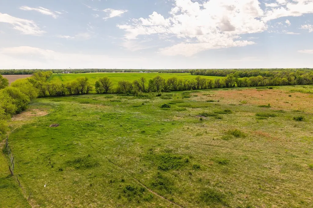 41+/- Acres At E 47th St S & S 127th Street E Derby KS 67037