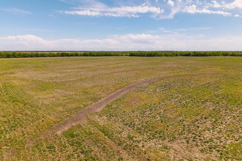 31+/- Acres At E 47th St S & S 127th Street E Derby KS 67037