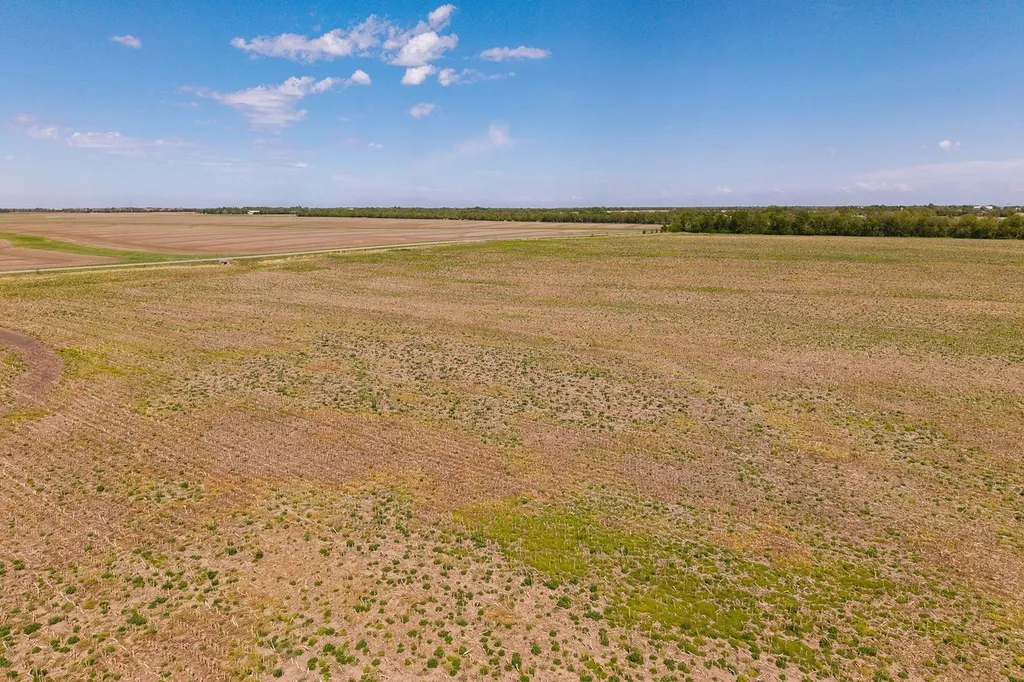 31+/- Acres At E 47th St S & S 127th Street E Derby KS 67037