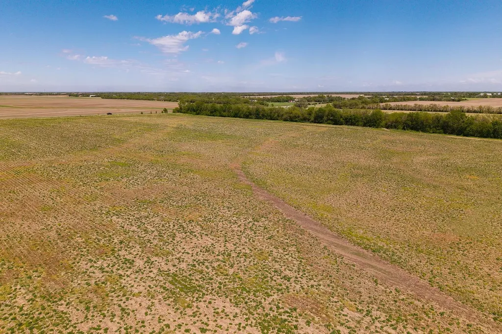 20+/- Acres At E 47th St S & S 127th Street E Derby KS 67037