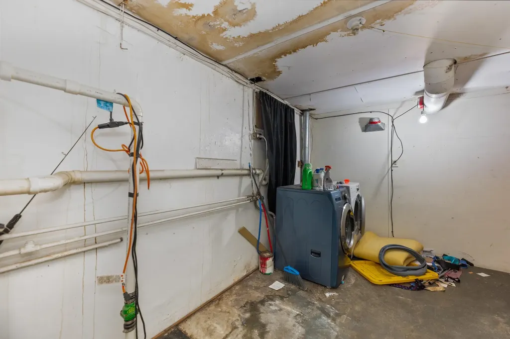 202 W 25th Avenue Hutchinson KS 67502