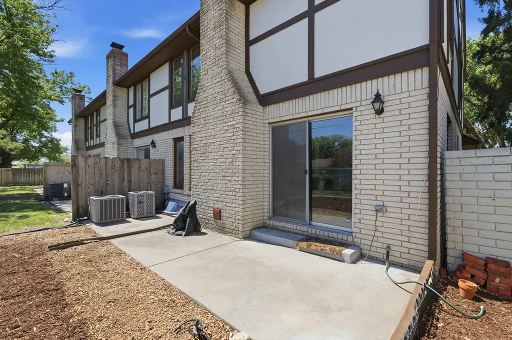 641 N Woodlawn Boulevard Wichita KS 67208