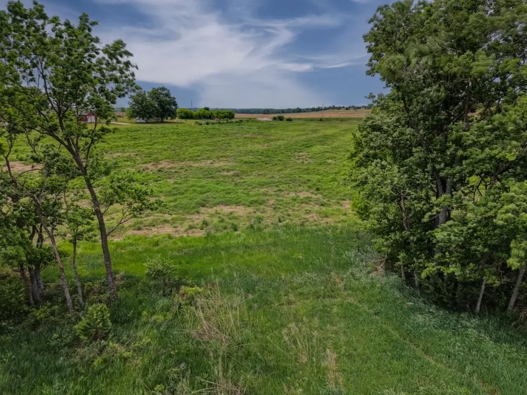 212TH Winfield KS 67156