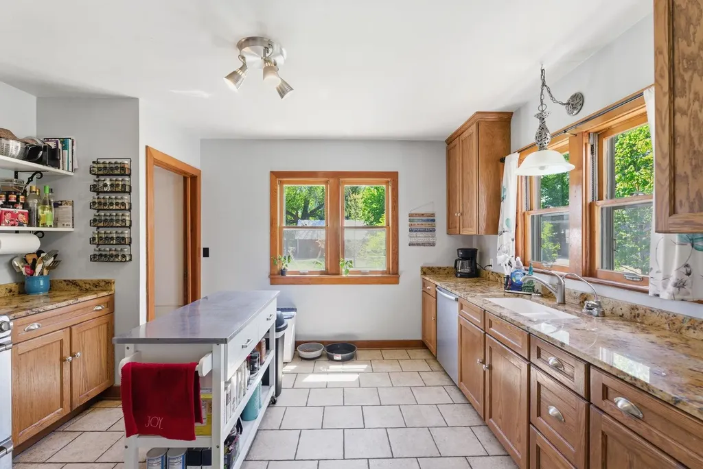 2959 Arapaho Road Hesston KS 67062