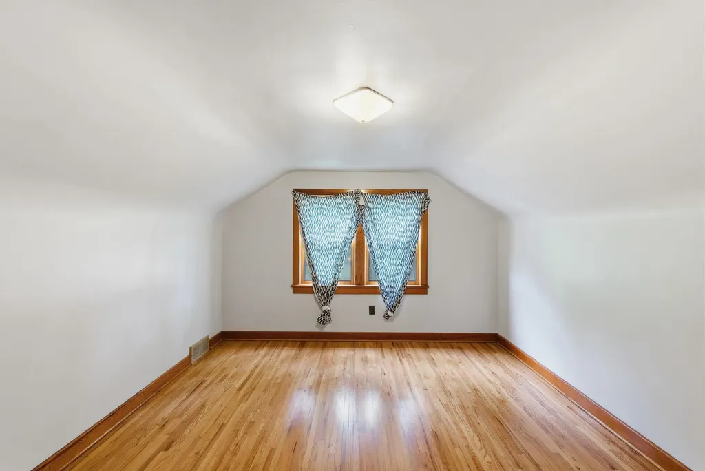 2959 Arapaho Road Hesston KS 67062