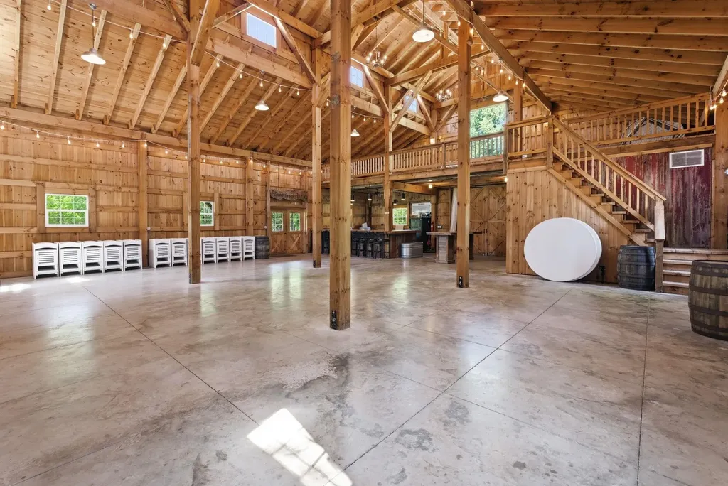 2959 Arapaho Road Hesston KS 67062