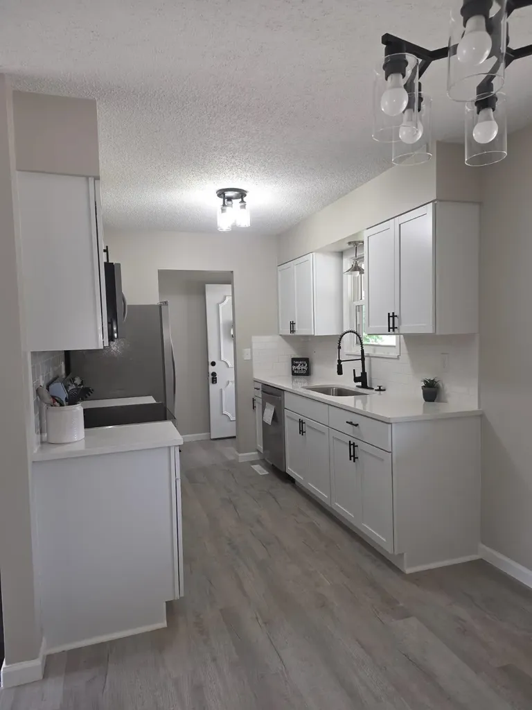 2417 N Battin Avenue Wichita KS 67220