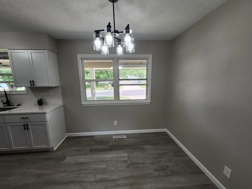 2417 N Battin Avenue Wichita KS 67220