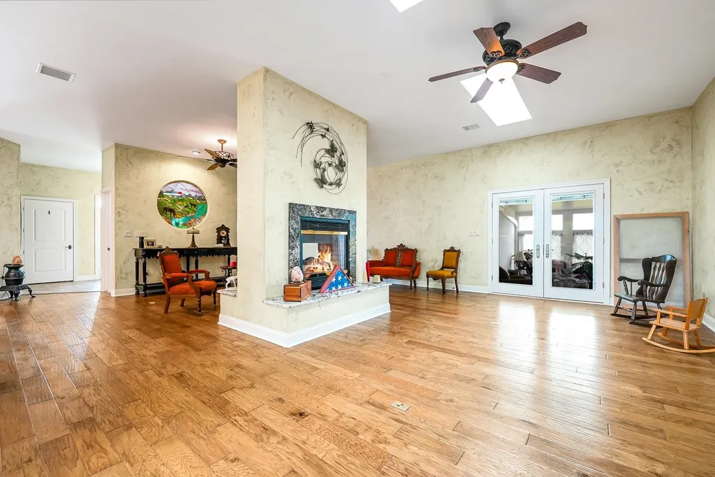5747 SW 20th El Dorado KS 67042