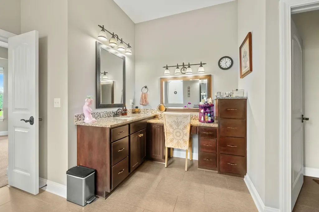 1312 E Lookout Derby KS 67037