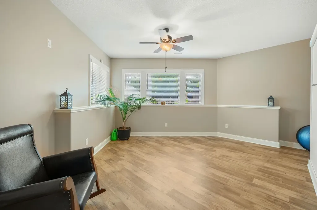 1312 E Lookout Derby KS 67037