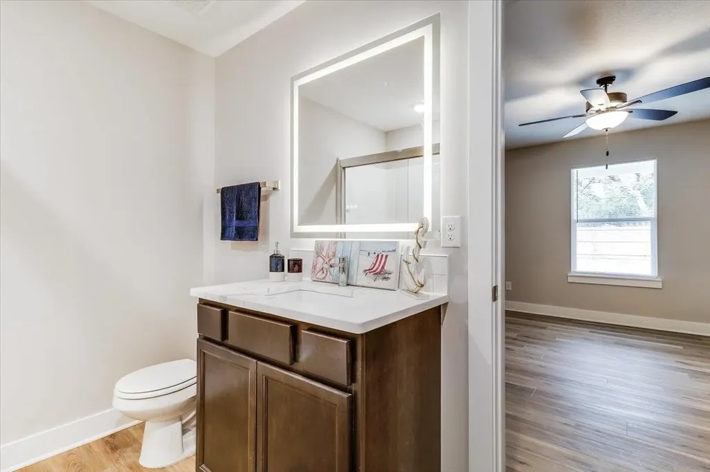 1932 S Mosley Wichita KS 67211