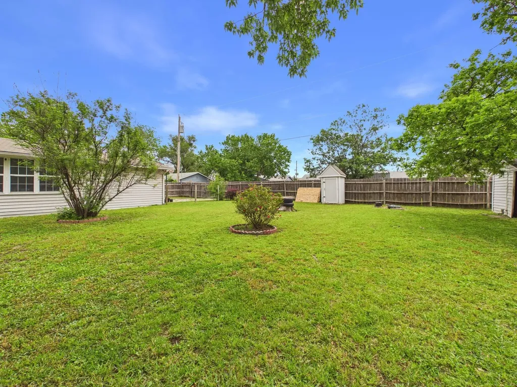 1642 S Sedgwick Street Wichita KS 67213