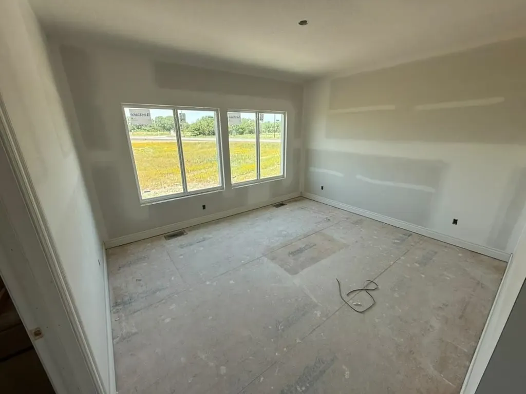 1620 E Midway Court Valley Center KS 67147