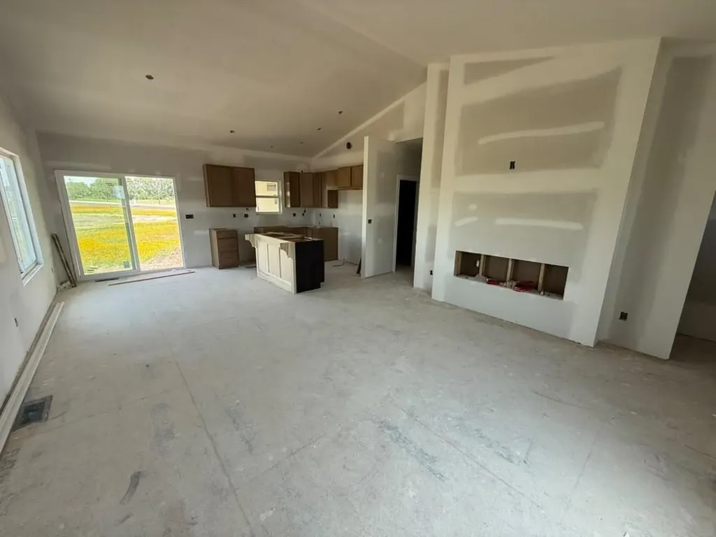 1620 E Midway Court Valley Center KS 67147
