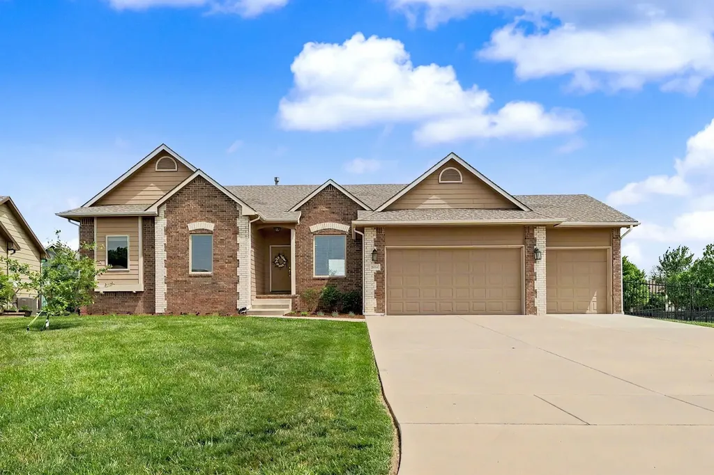 2414 N Castle Rock Street Wichita KS 67228