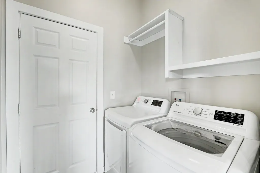 2414 N Castle Rock Street Wichita KS 67228