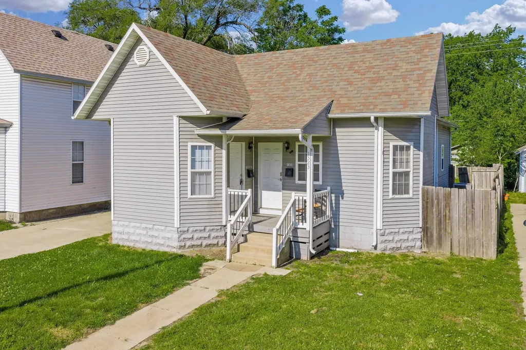 1323 S Main Street Wichita KS 67213