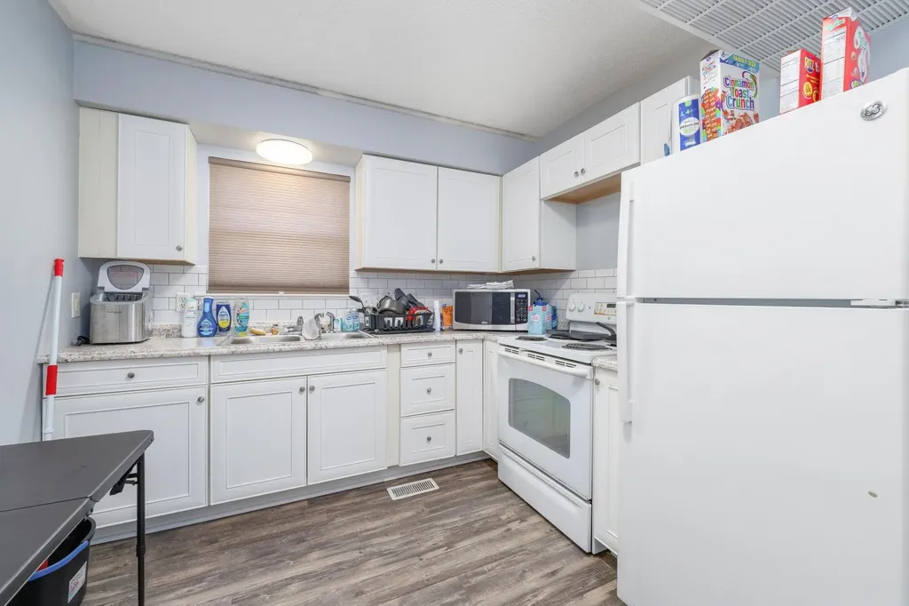 1323 S Main Street Wichita KS 67213