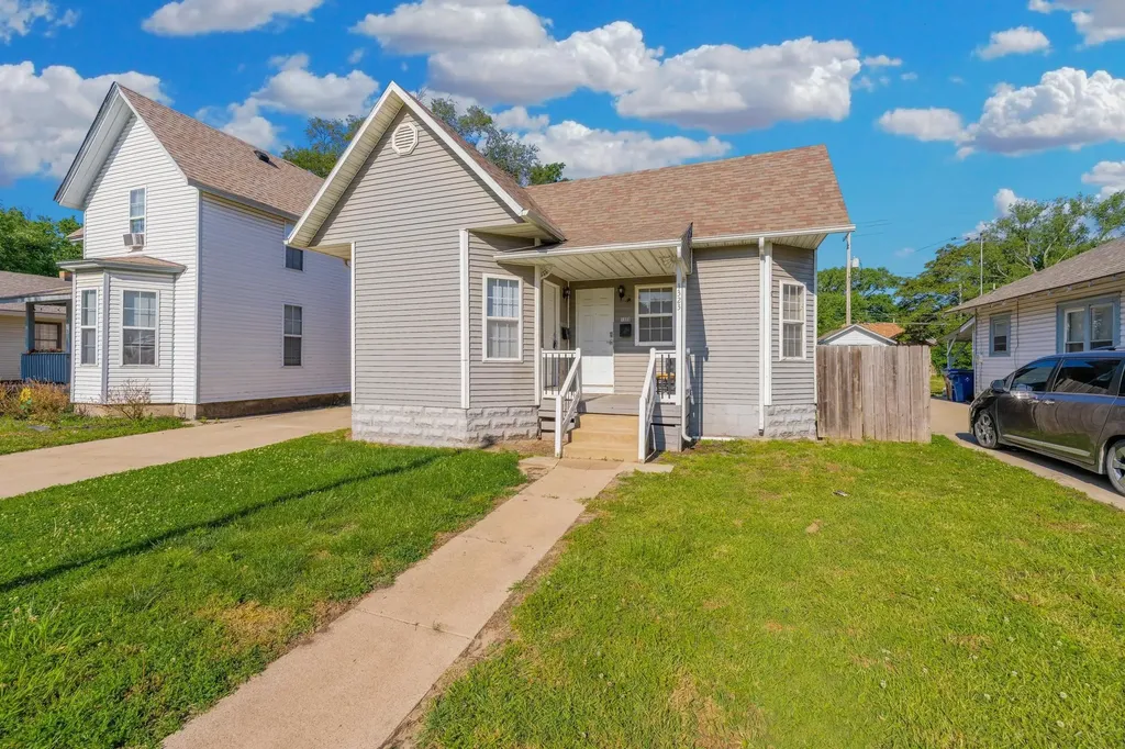 1323 S Main Street Wichita KS 67213