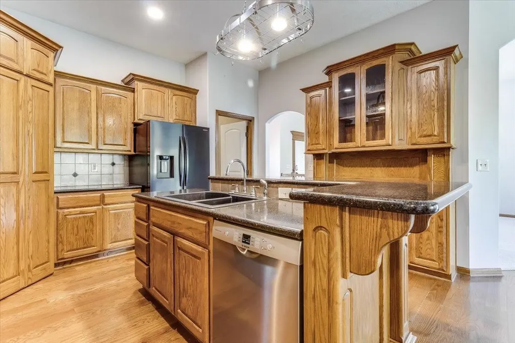 10022 W Westlakes Court Wichita KS 67205-5233