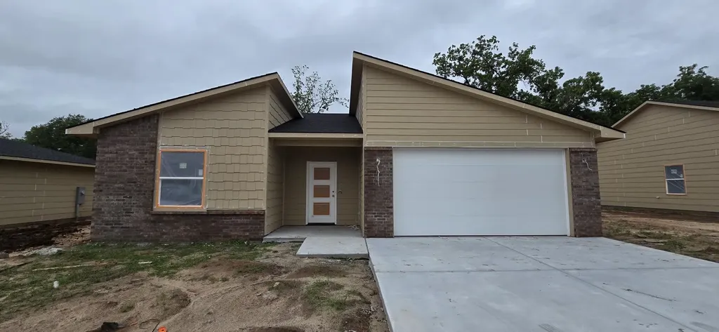 207 Tomahawk Clearwater KS 67026