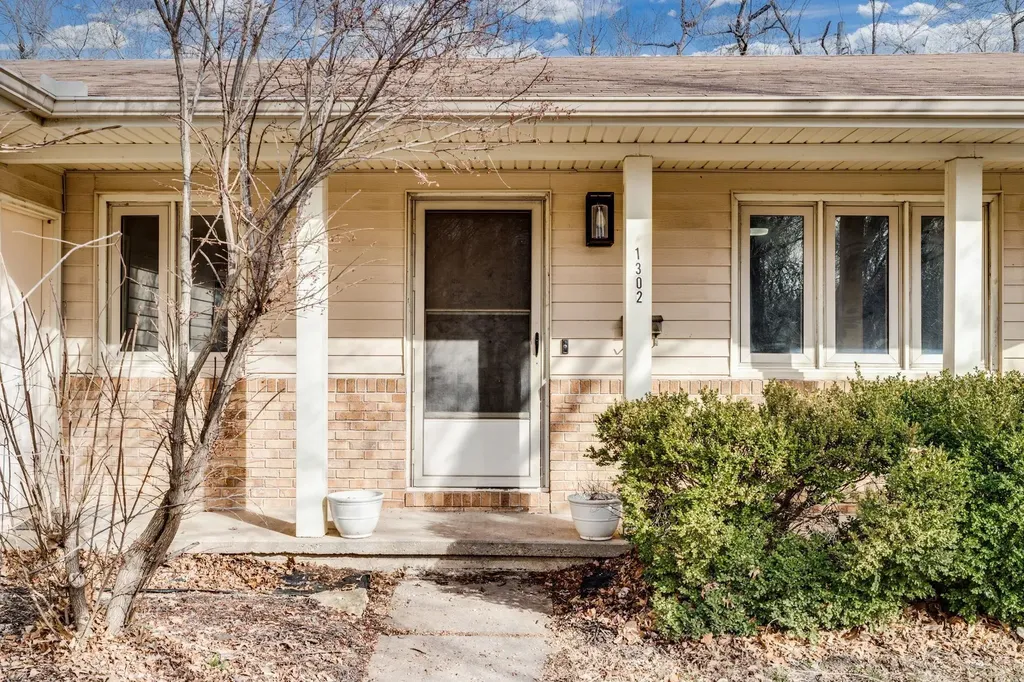 1302 N Taylor Street El Dorado KS 67042
