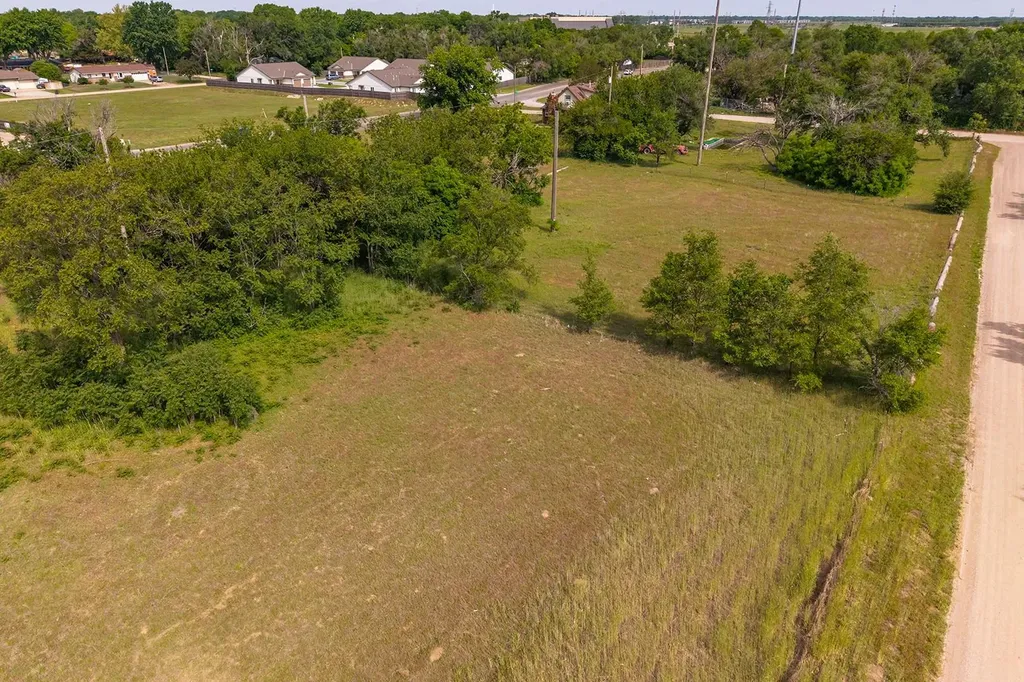 5922 W Taft Wichita KS 67209
