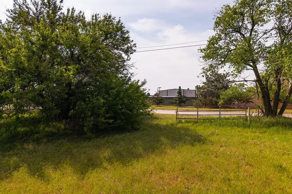 5922 W Taft Wichita KS 67209