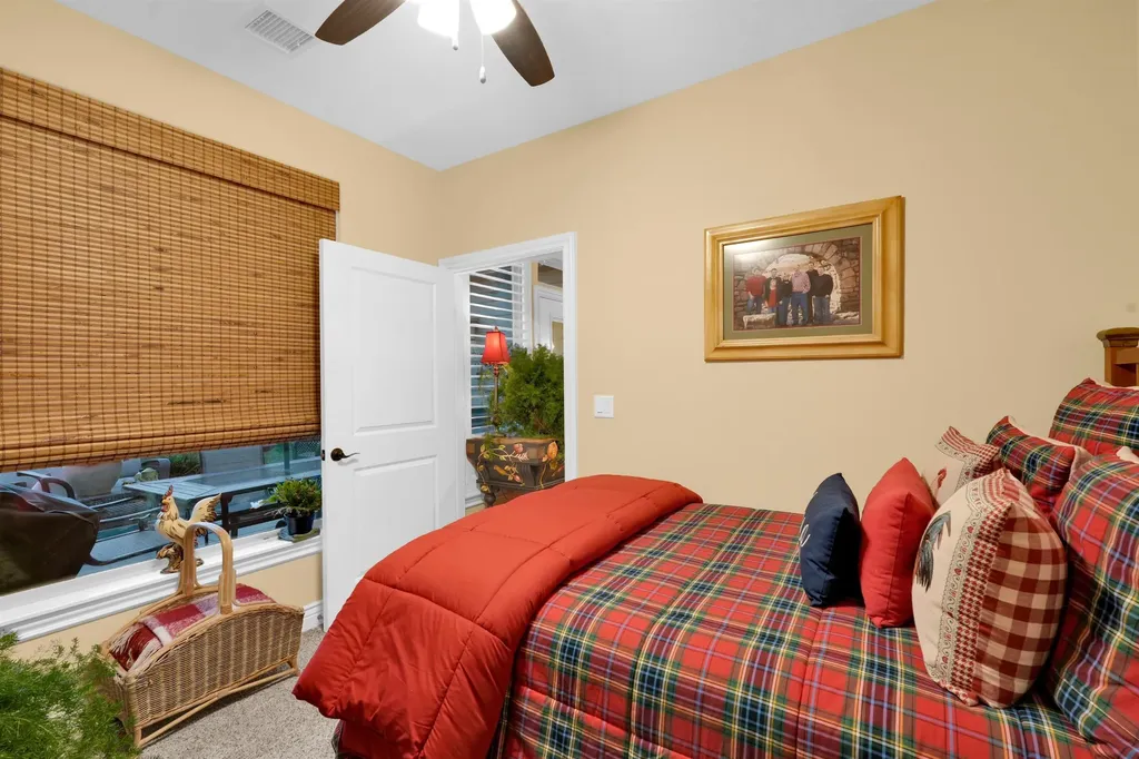 4965 N Indian Oak Street Bel Aire KS 67226