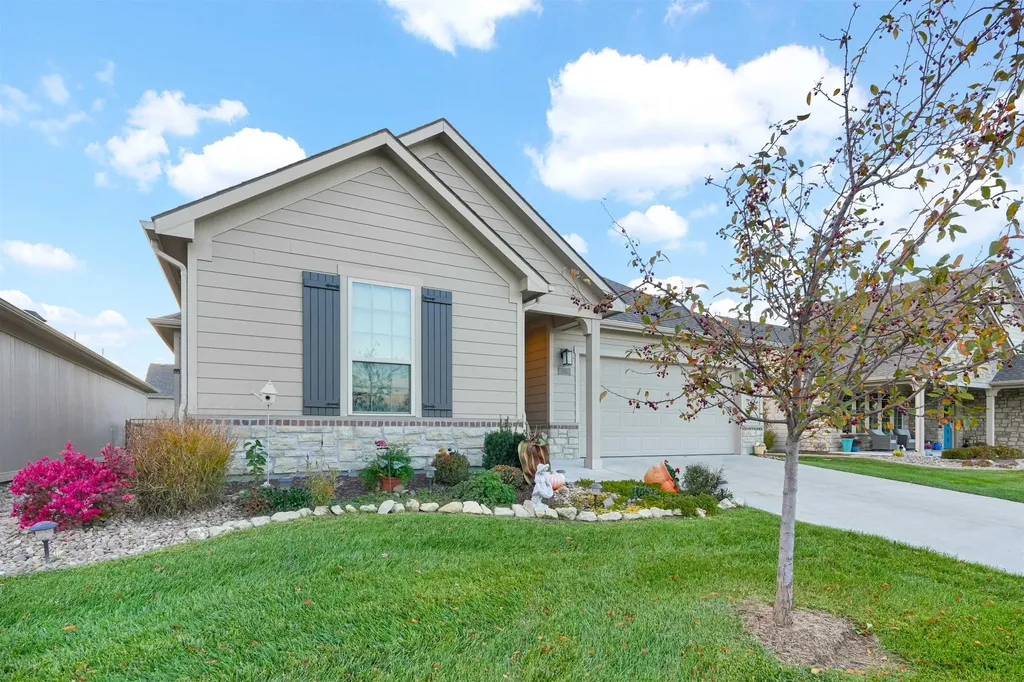 4965 N Indian Oak Street Bel Aire KS 67226