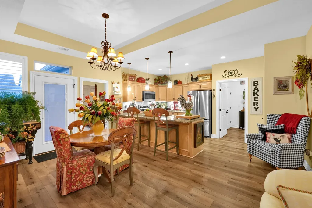 4965 N Indian Oak Street Bel Aire KS 67226