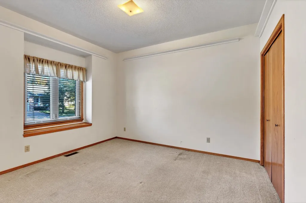829 N Cedar Park Street Wichita KS 67235