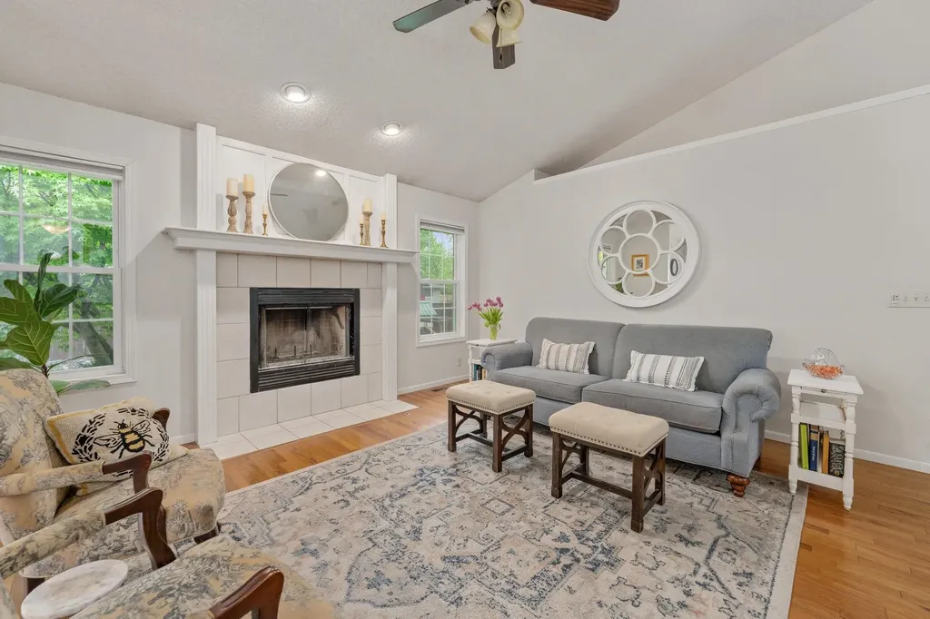 1907 S Crestline Avenue Wichita KS 67209
