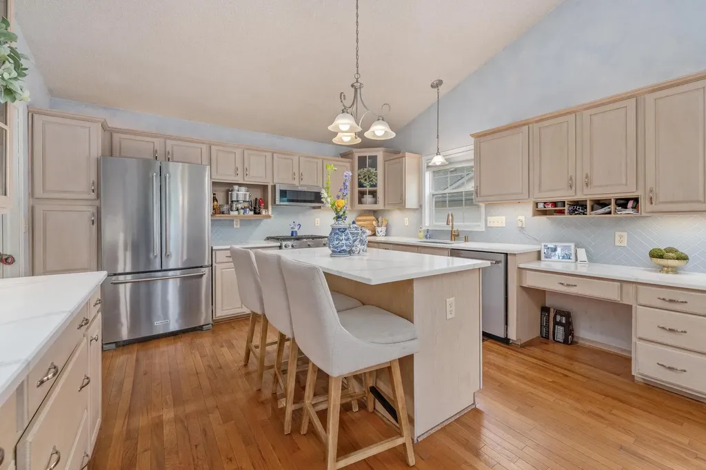 1907 S Crestline Avenue Wichita KS 67209