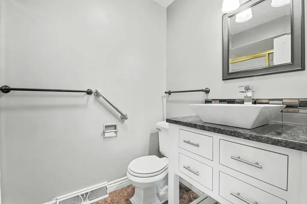 26 E Via Roma Wichita KS 67230