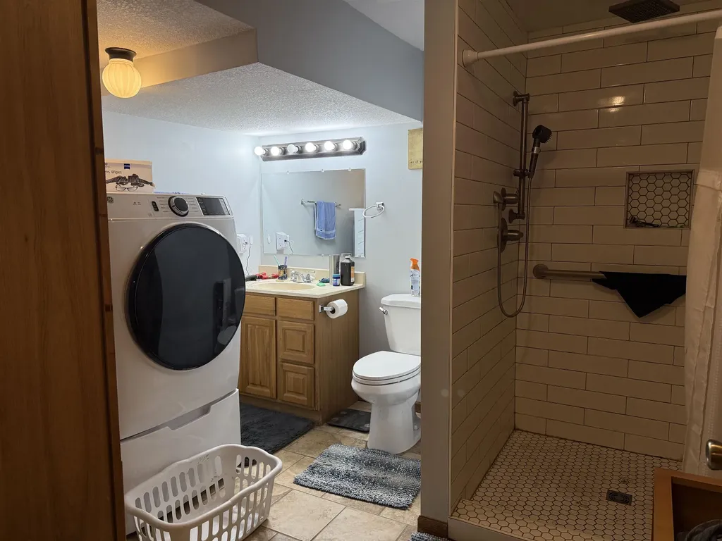 9460 W 79th Street S Clearwater KS 67026