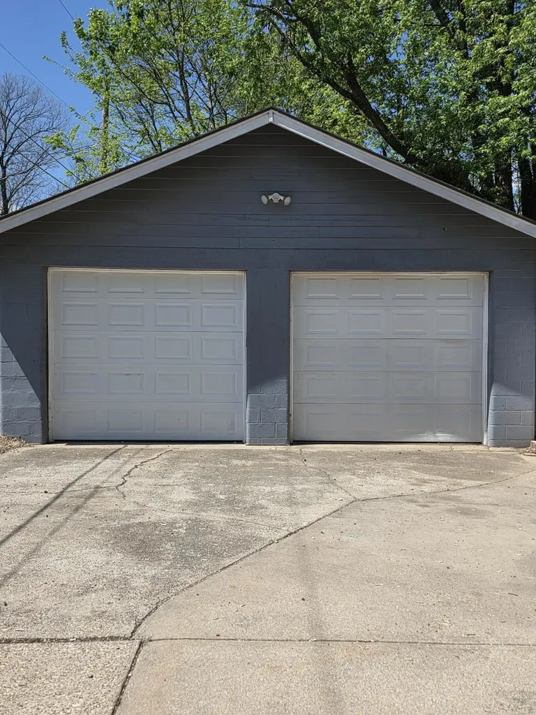 821 E 14th Winfield KS 67156