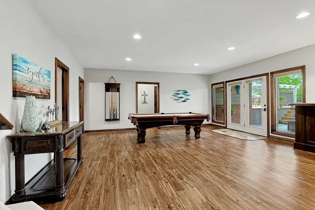 2525 N Loch Lomond Court Wichita KS 67228