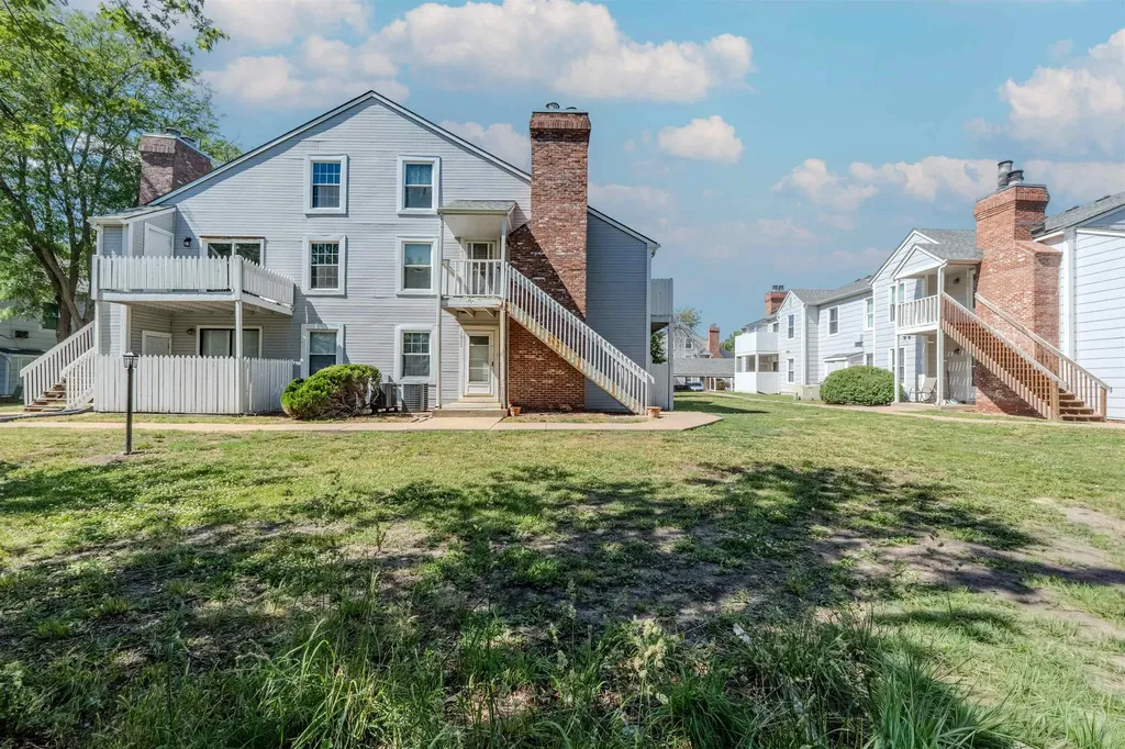 1717 S Cypress Street Wichita KS 67207