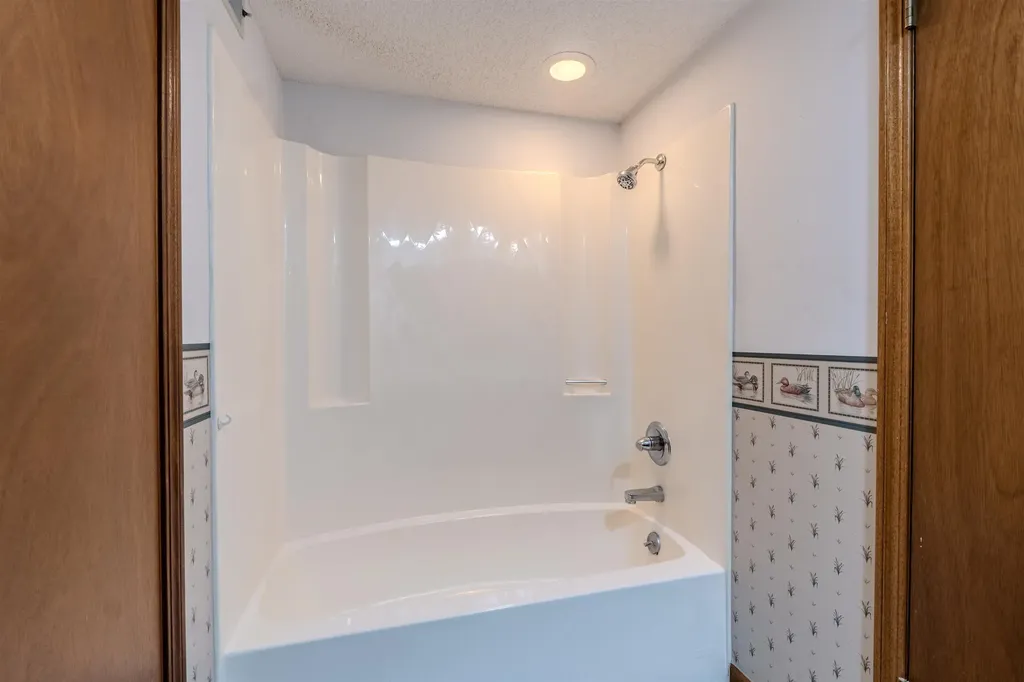 1717 S Cypress Street Wichita KS 67207