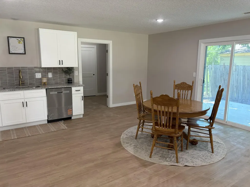 623 E 8th Street Newton KS 67114