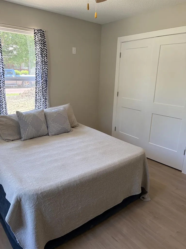 623 E 8th Street Newton KS 67114