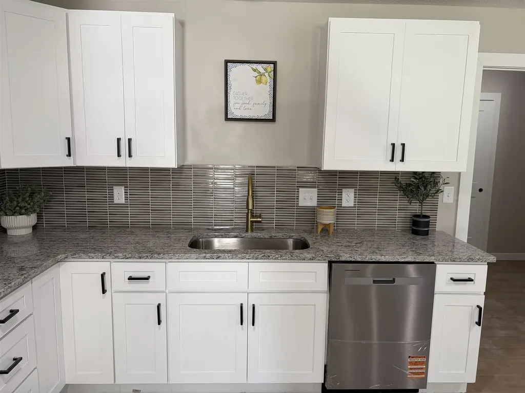 623 E 8th Street Newton KS 67114