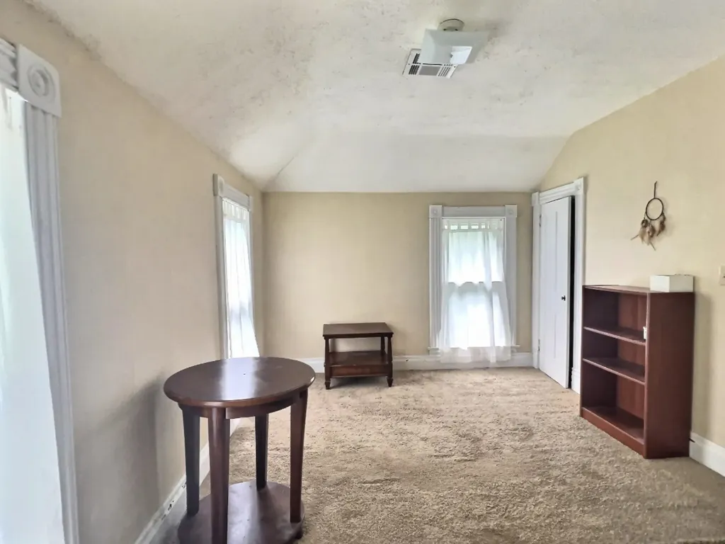 400 E 1st Street Newton KS 67114