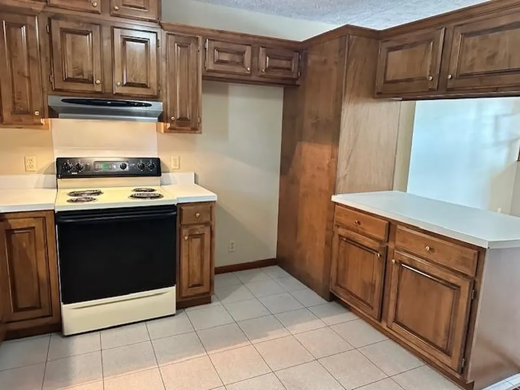 322 S F Street Wellington KS 67152