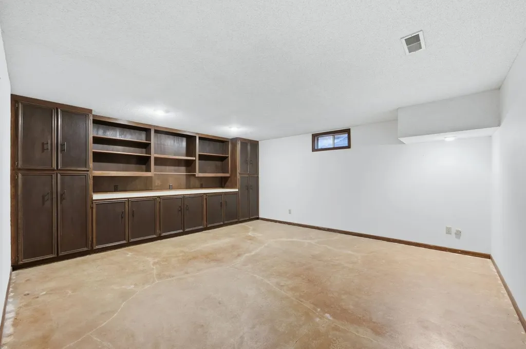 7700 E 13th Street N Wichita KS 67206-1289