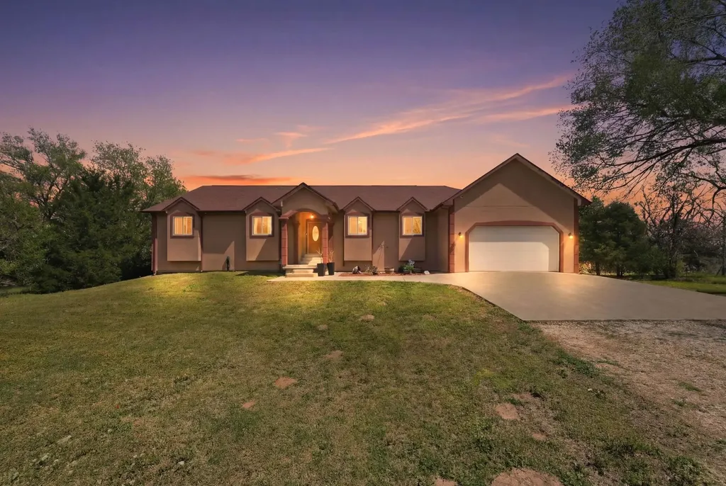 11470 N 151st Street W Sedgwick KS 67135