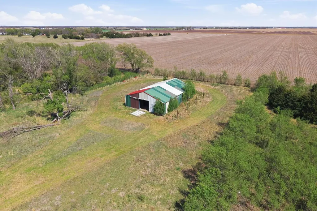 11470 N 151st Street W Sedgwick KS 67135