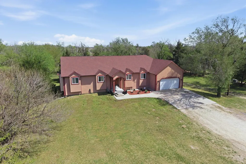 11470 N 151st Street W Sedgwick KS 67135